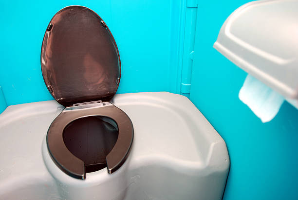 Best Portable bathroom rental  in Belle Plaine, IA